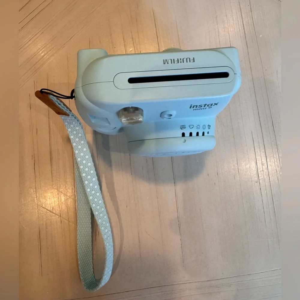 Fujifilm Instax Mini 9 Instant Camera – Ice Blue | New Without Box
